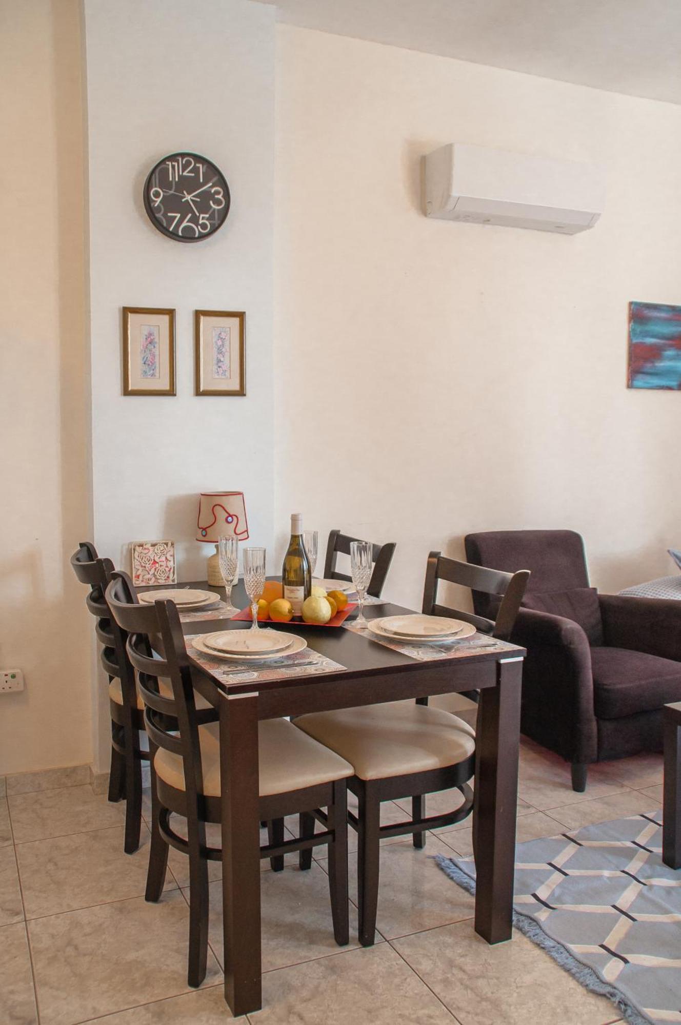 Apartament Cozy 1 Bedroom In Walking Distance To The Municipal Pafos