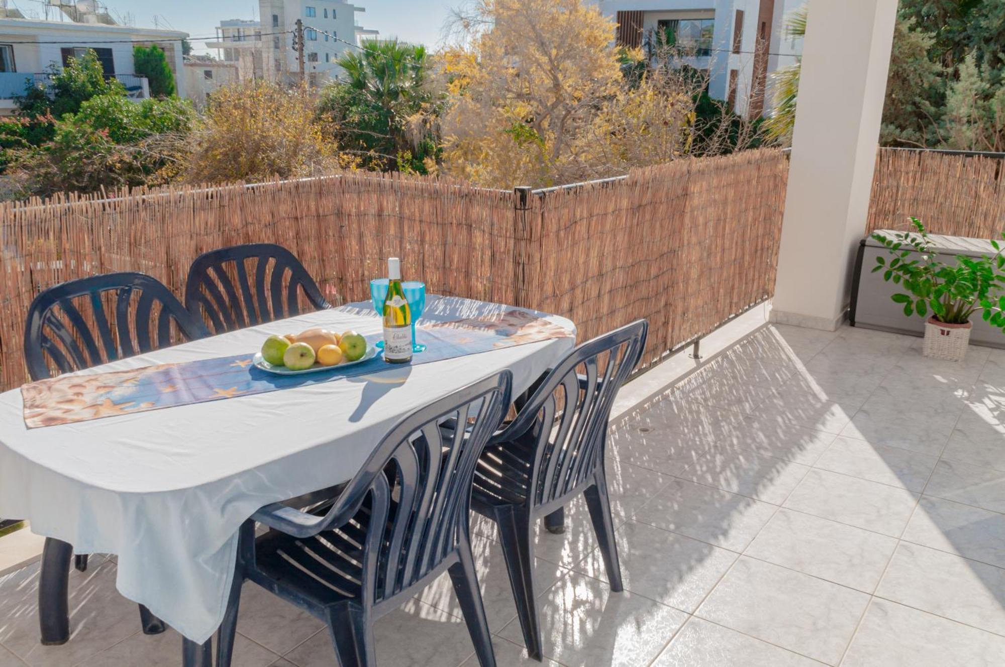 Cozy 1 Bedroom In Walking Distance To The Municipal * Pafos