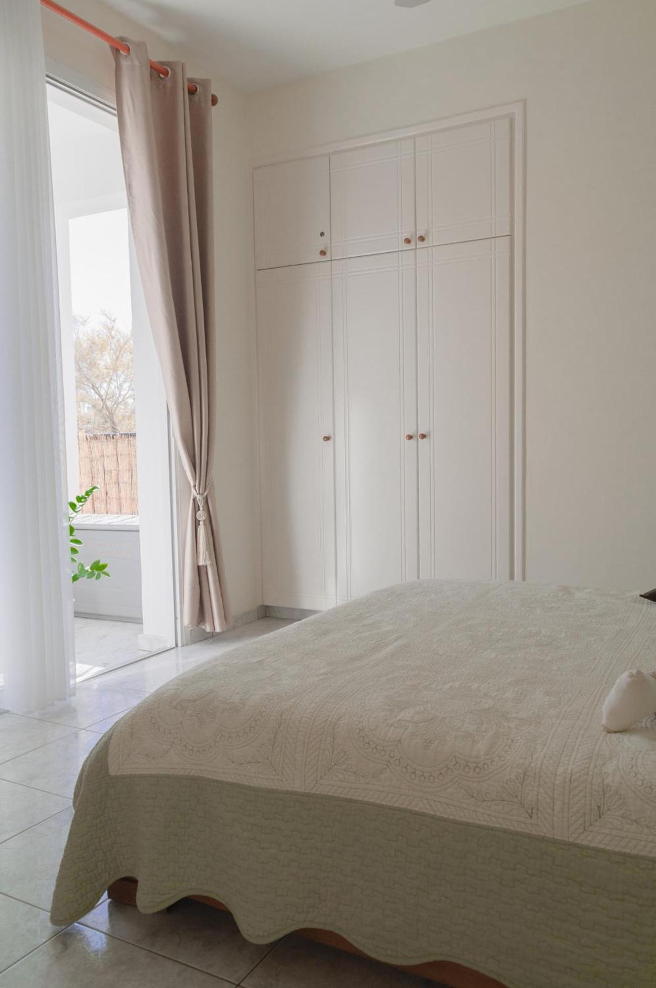 Cozy 1 Bedroom In Walking Distance To The Municipal *